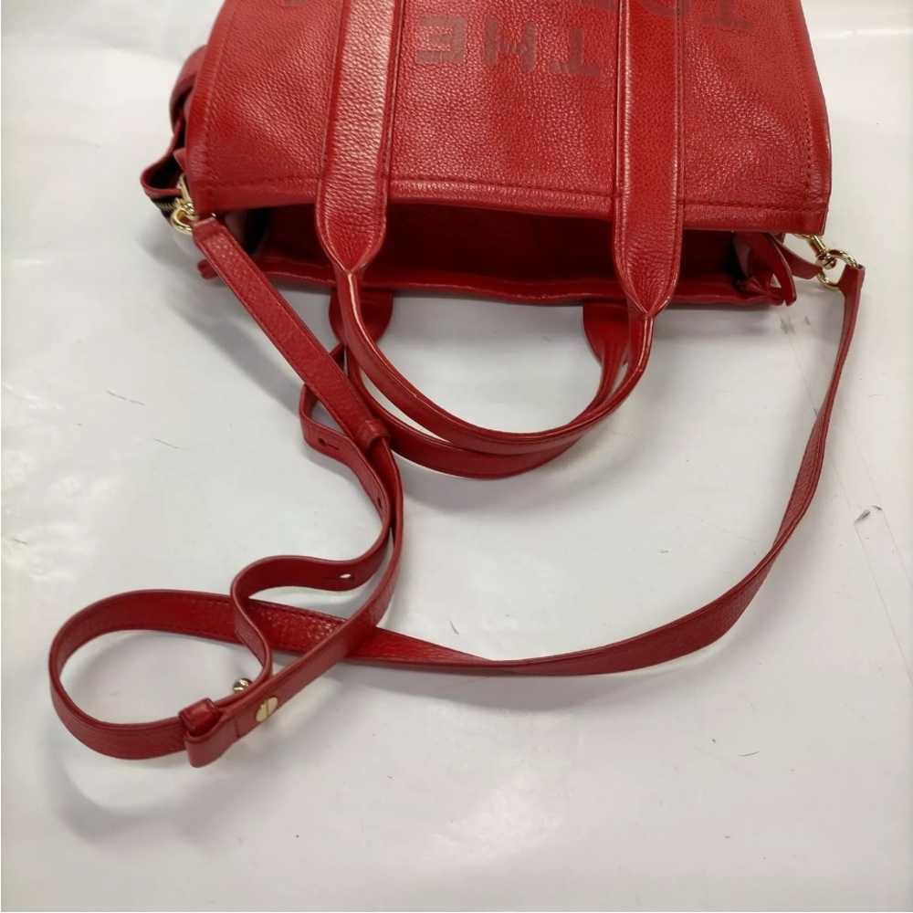 Marc Jacobs Red Tote with Dual Handles and Crossbody Strap - Picture 4 of 8